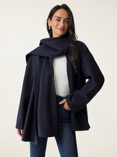 Oversized jakke med tørklæde