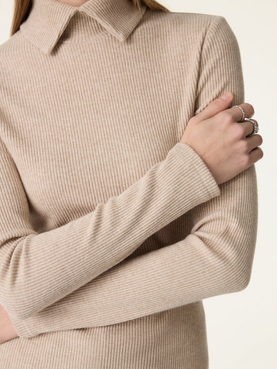 Geripptes Langarmshirt mit Stehkragen